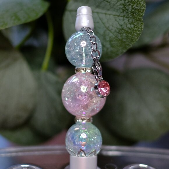 Beautiful Trending Beaded Pens, Handmade, ball point, charms, beads, journaling - Picture 5 of 6